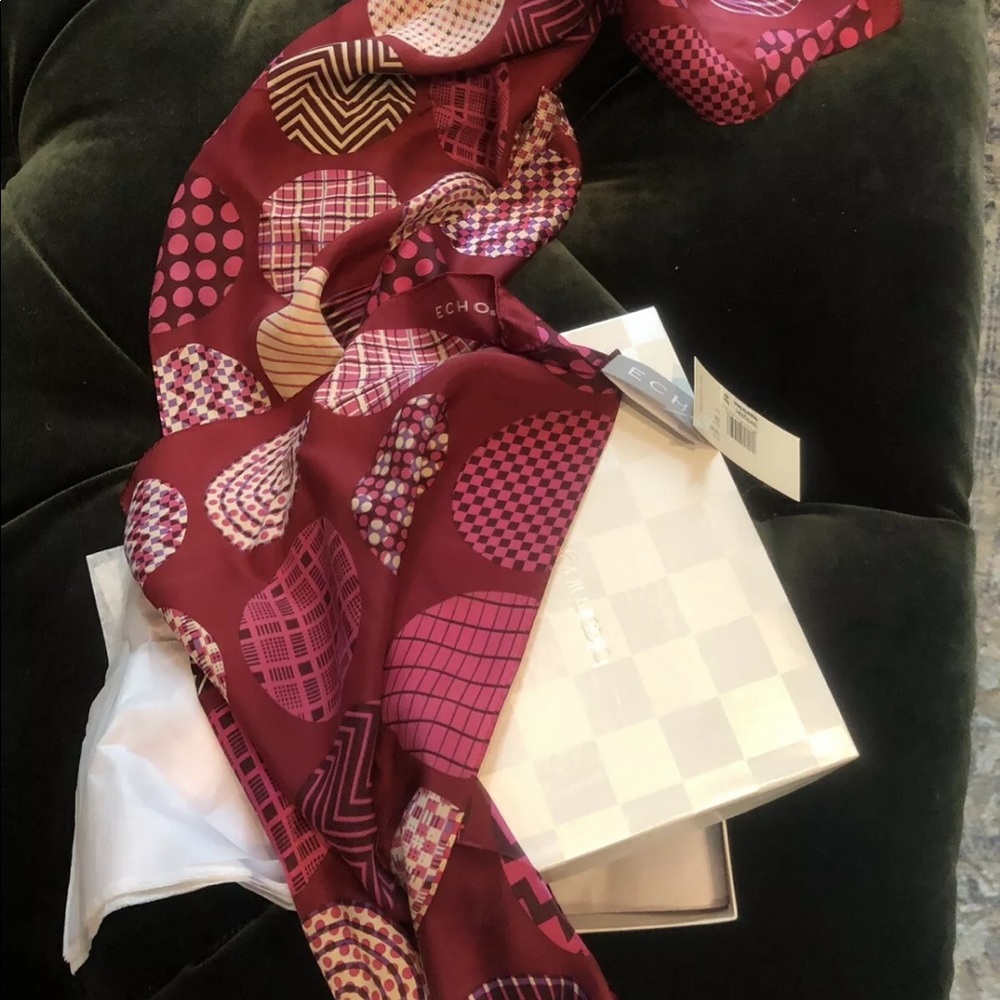 Bloomingdales new scarf in box